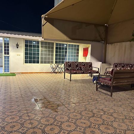 شقة دار ورد قريب للحرم المدينة المنورة المظهر الخارجي الصورة